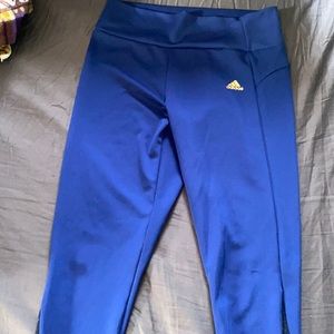 New Adidas leggings size L . Only worn once !